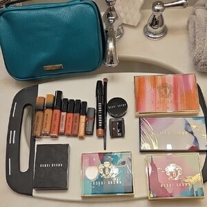 Bobbi Brown Makeup Collection with Green Travel Bag